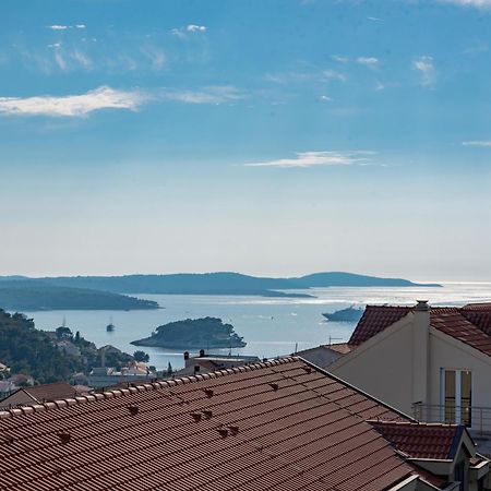 Apartments Mazuran Hvar Town Eksteriør billede